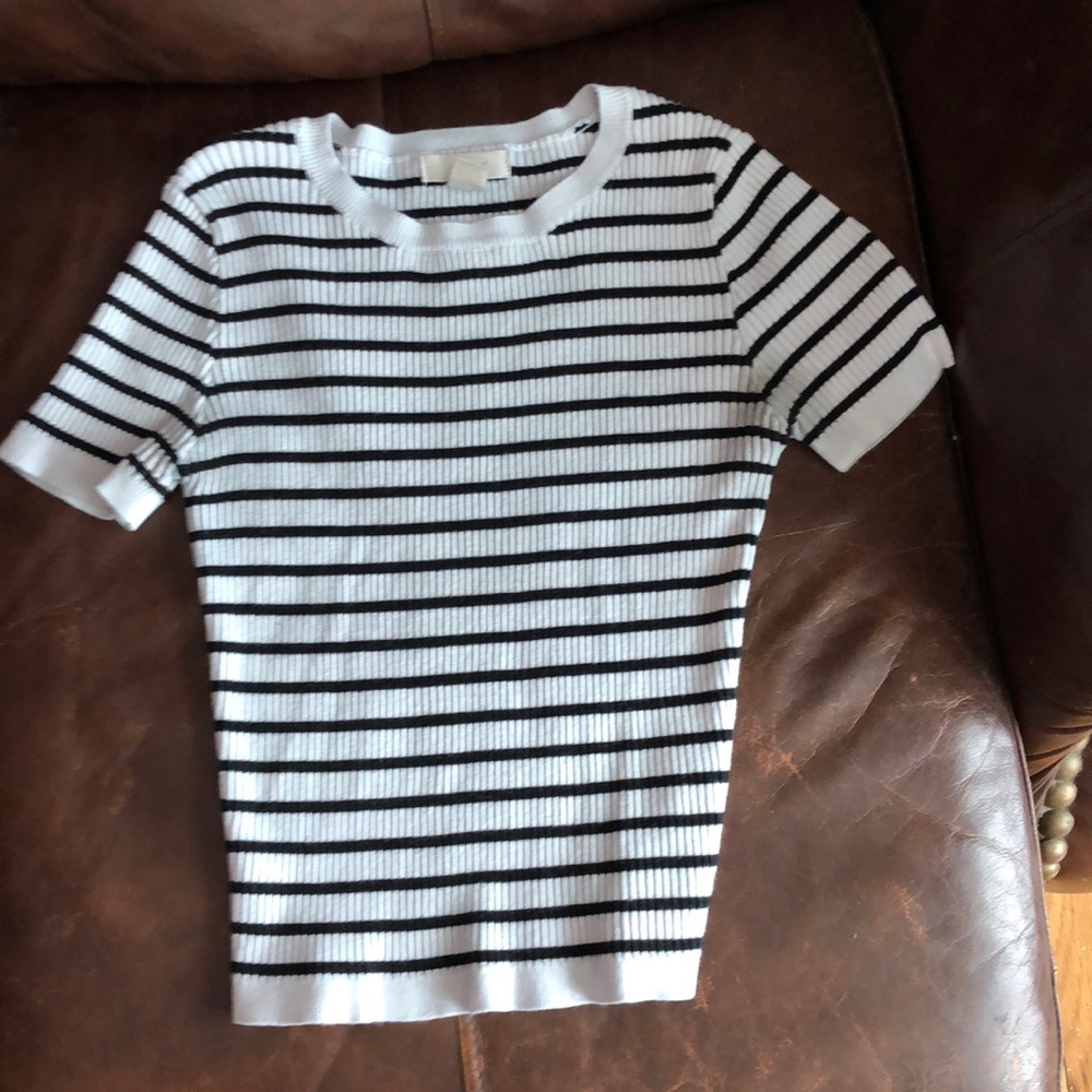 Forever 21 short sleeve